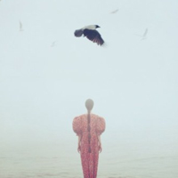 9.他一爱上你就会爱上别人，但是你总是觉得自己很特别。