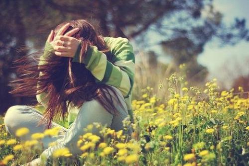 别人看到心痛流泪的句子 2