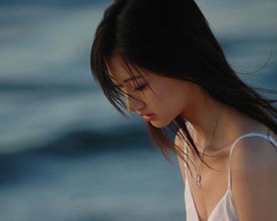 16.没有持久的承诺，而是一丝不苟的照顾，没有计算，只有默默无闻。没有饮食，娱乐和娱乐的坏习惯，只是想为您赚钱和幸福。这个人是一个好人，您将一生八次相遇。