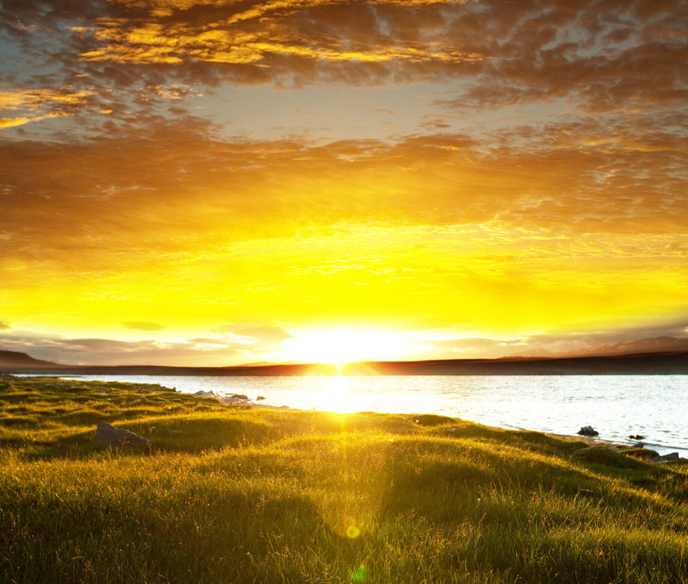 11.心情是一份财务报表，代表生活质量。幸福是一项财务指标，代表净资产。健康是详尽的账目，安全是剩余，友谊是融资渠道，幸福是资本积累，幸福是国际收支。