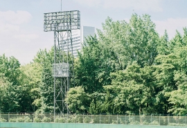 11.我的女神答应与我同在，非常高兴和兴奋。