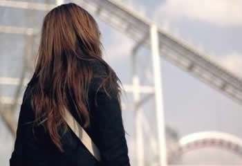 20.如果你在背后谈论我，那只能表明我的生活显然比你更好。