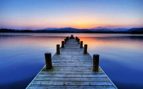 20.或多或少的繁华云朵，如一个梦，随着时间的流逝，温暖，凉爽，深沉，浅薄，各种无知的梦，都是成长的经验。