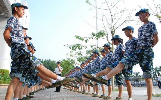 8月1日建军节10句话，让您爱国3