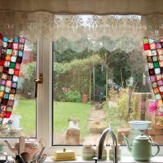 11.笑是一种无副作用的镇静剂。