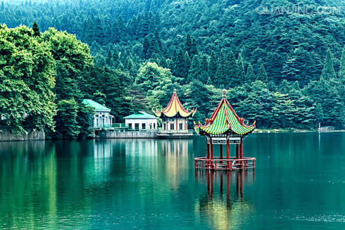 11.尽管健康常常不打招呼，但只要您注意并照顾好它，有一天，他会自己回来的。