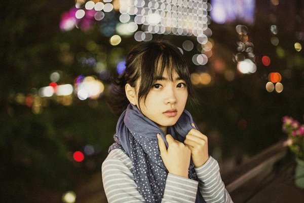 QQ空间心情跟图片聊天