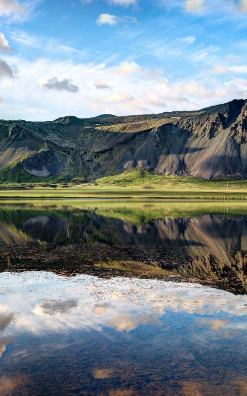 11.这位老母亲哭了，把衬衫的袖子打开了。 -唐涵瑜