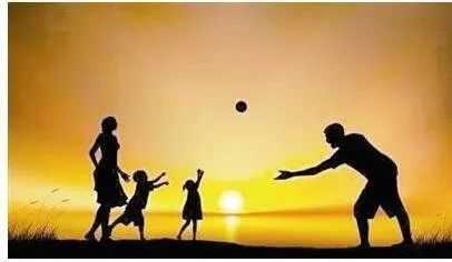 11.父亲是一家银行，发行知识并为爱而付出。