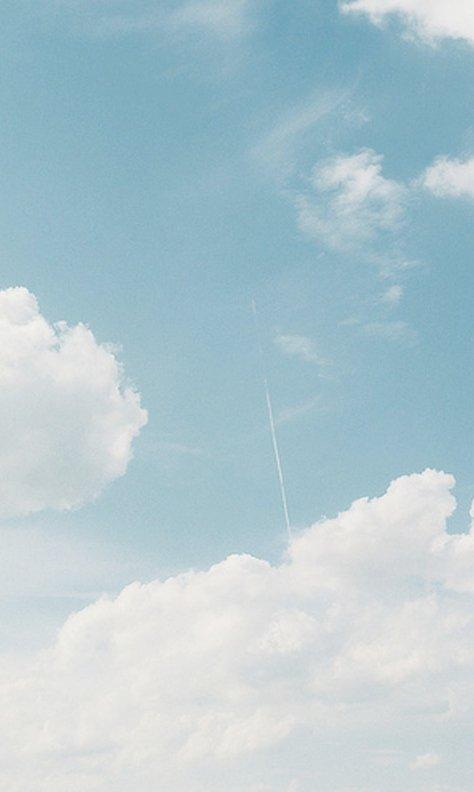 11.当我沮丧时，家庭的关爱使我感到安慰。当我犹豫时，家人的爱心给了我鼓励。当我快乐的时候，亲情会给我祝福。