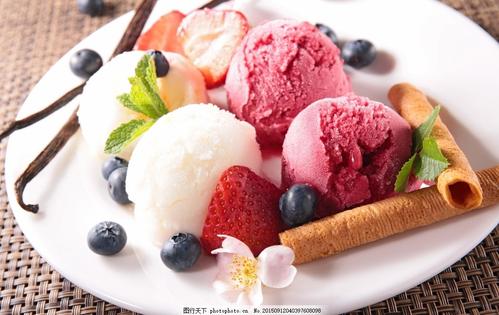 10.生活并不轻松。不要用酒来浇灌悲伤。悲伤的时候早点睡觉。您还必须花钱在葡萄酒上。一瓶可以节省一瓶。