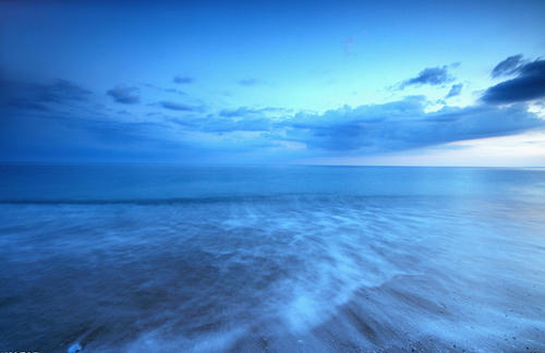 10.当我们忙于工作时，我们可以去上班，下班后我们可以陪伴孩子们！周末愉快！