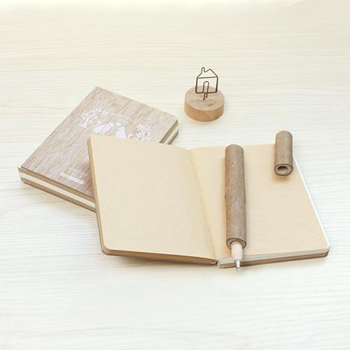 10.就像圆润的酒一样，嘴角也露出笑容！