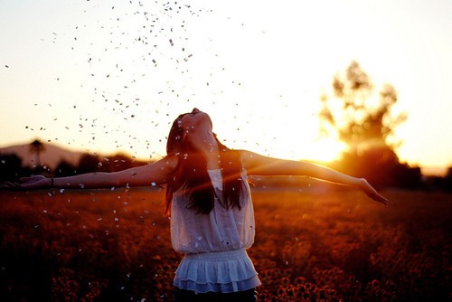 QQ伤心一句谈心情配图片