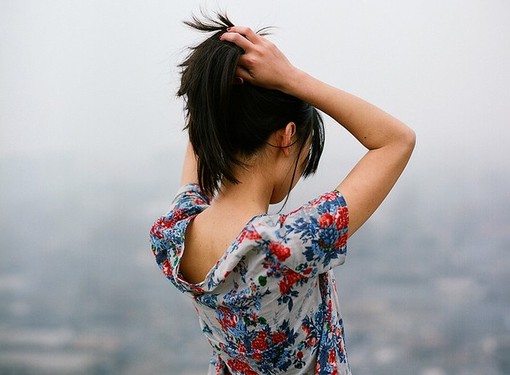 最新QQ空间心情跟图片聊天