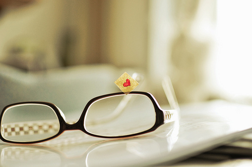 QQ空间心情跟图片聊天