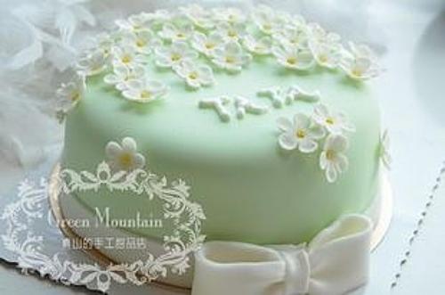 11.爱你的爱是甜蜜的，很舒服，很幸福，很幸福，很幸福。