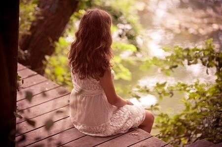 14.回顾过去，切开时间之窗，一路尘土飞扬，看看旅程，轻轻地领会岁月的沉香。