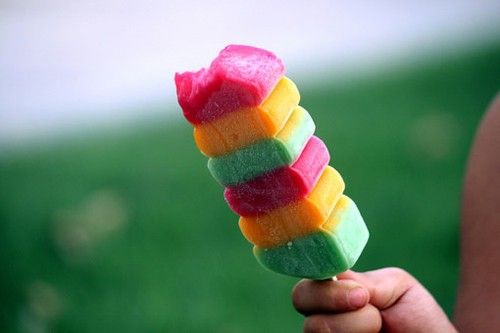 10.最勇敢的人是康师傅。成千上万的人向他请教。