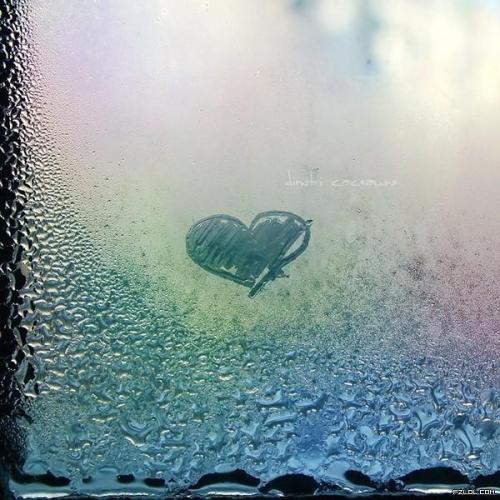 11.我发现以前一整天在一起的朋友现在都在分享您不认识的人的故事，张贴您不认识的人的照片，与您一起上不同的课，并谈论您的情况不了解专业术语，准备与您不同的演讲辩论郊游，并在与您不同的城市开始与您完全不同的生活。您的路口正在下降。我会难过的，但是只要你好。