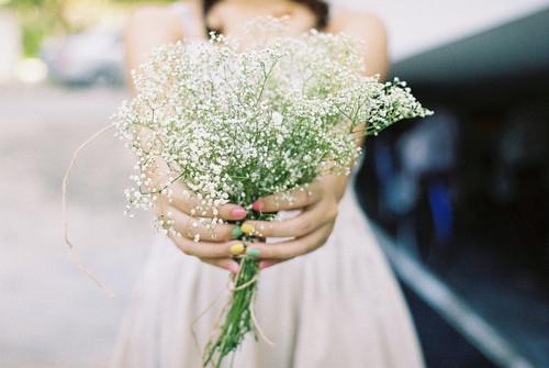 12.亲情当我快乐时，亲情会安慰我。