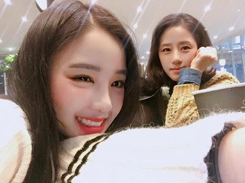 10.注定是你和我姐妹之间的爱，很难放弃的是，你和我的心相连，随着时间和空间的变化，不断的照顾逐渐升华，想念你，我的亲爱的妹妹，祝你远方平安幸福。