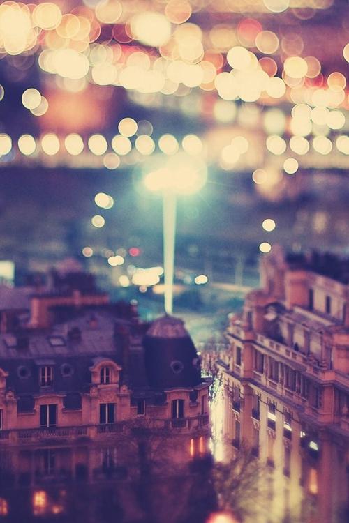 9.我的心开始崩溃，面对人群的是非。