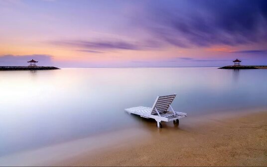 8.在这个美丽的假期里,我们的孩子应该用老师教的单词和老师教的漂亮单词和句子为老师写最美丽的诗。祝您节日快乐!