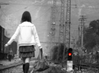 9.七十岁时如何悲伤？十七岁时如何等待？