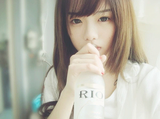 伤心的谈话图片