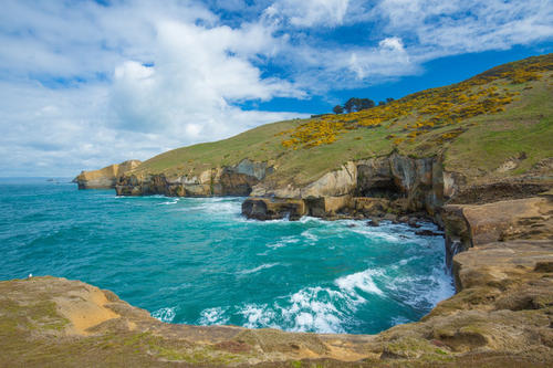 10.最幸福的事情：在课堂上看完课后放假一分钟，播报通知所有老师开会。