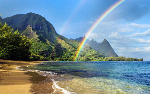 10.对孩子的爱深厚，渴望回馈。深刻的爱带来了家庭的温暖。写出社会和谐，真诚地举动社会，像灯一样看着家人的感情，静静地照亮我们生活的每个角落，家人的感情就像风，雪和雪在温暖中吹散，带来无限弹簧。