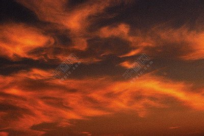 10.累了，用汗水蒸发；易怒，用雨水冲走；压力，热情释放；苦涩，平静地融化；颜色，添加梦想；问候，表达冷静。周末愉快。