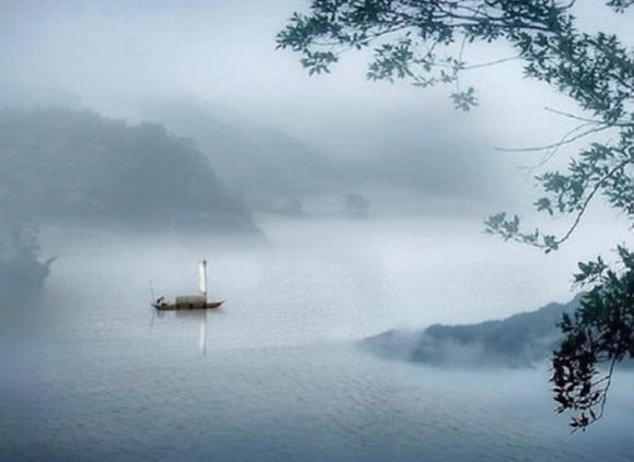 11.在风雨中，我知道你的宝贵；只有踏上成功之路，我才知道你的伟大-谢谢我尊敬的老师！