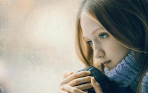 9.不管一个人有多好,他都没有时间陪你,这是多余的。