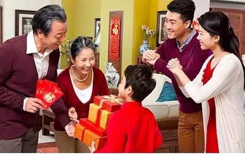 11.生活中总会有意想不到的温暖和无尽的希望。无论前进的道路多么艰辛，只要您朝着正确的方向前进，无论崎how不平，与站着不动相比，您更接近幸福。