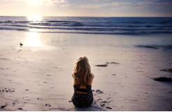 10.你是我心中最明亮的伤疤。