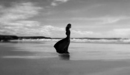 12.谁没有脑子里的故事，只是学会控制。不要忘记最初的意图，并始终如一。