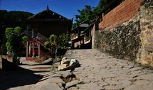 描写古道村落的句子