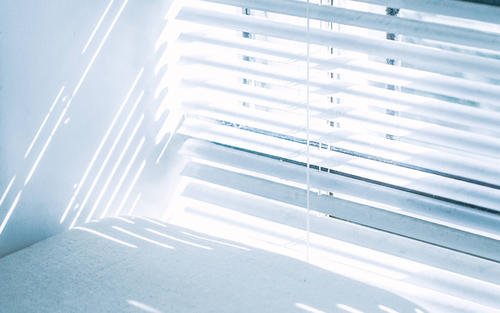 12.今天，令我惊讶的是，暑假期间的速度正在驱动法拉利，但是我写暑假作业的速度却在驱动拖拉机！