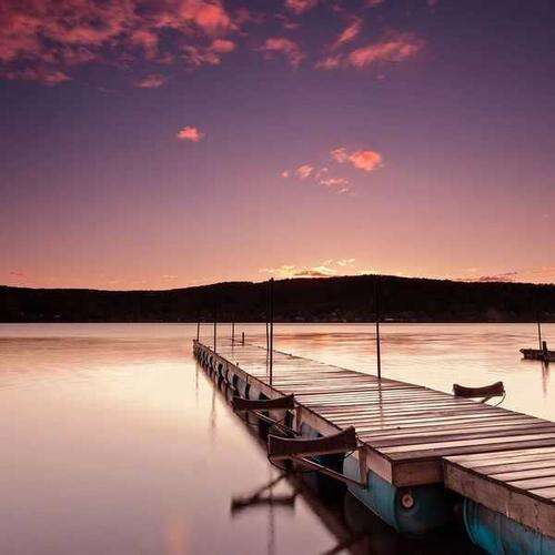 11.父亲节到了，我想给你一件外套：口袋保暖，衣领贴心，袖子贴心，纽扣贴心；让这件外套陪伴您度过每一分每秒，快乐的父亲节！