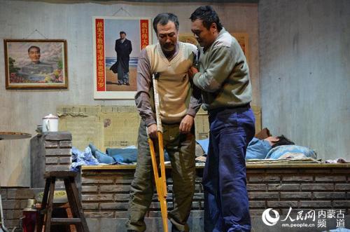 11.父亲的爱是一片海洋，即使遇到闪电和雷声，也要让您的灵魂仁慈宽容。