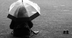 11.不要因为无端的思考而嫉妒别人。爱和相处都需要信任。