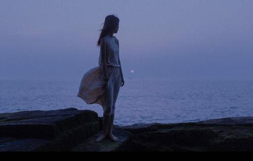 11.也许有些人是可恨的，有些是卑鄙的。当我把自己放在他的想象中时，我知道：他比我更可怜。