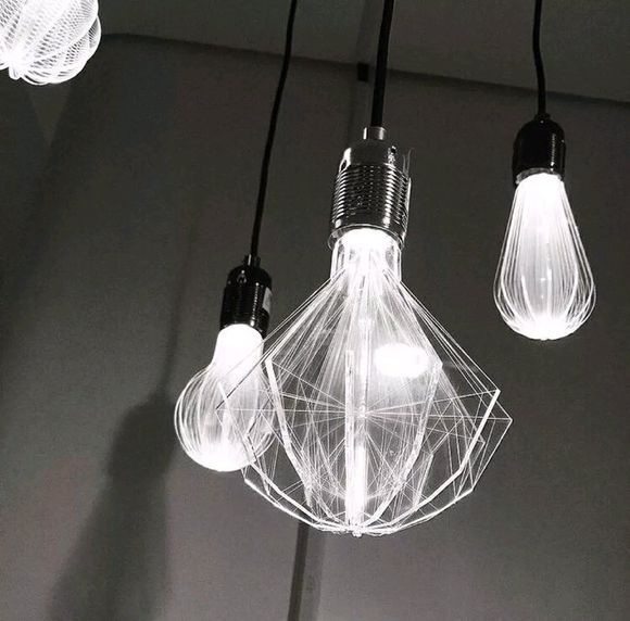 11.老师，每个人都说您已经耕种了祖国的支柱。但我想说，你是祖国的支柱。是您支持了我们这一代的骨干！