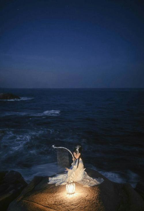 12.当您想念亲人时，您只能打电话和听声音。可口可乐致力于减轻劳动负担，