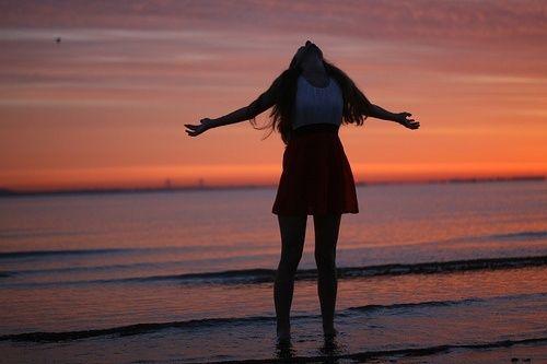 11.让我告诉你，为什么不受伤，不给予或接受任何东西，什么也不期望，那么您就不会失望或受伤。