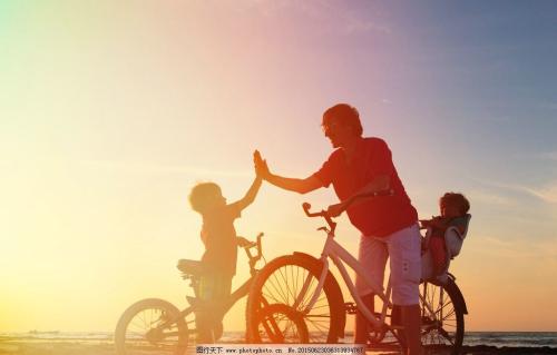 11.家庭感情就像混乱的信号，引导您前进。