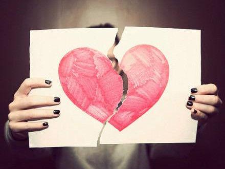 10.一切都不会突然结束，在结束之前会有漫长而令人沮丧的预兆。