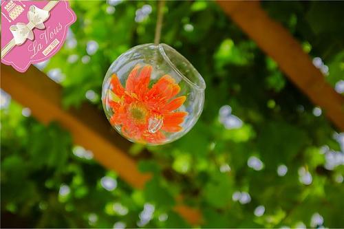 10.在外面看起来很快乐的我只想将悲伤隐藏在我的心中。如果有一天走进我的心，你会看到眼泪充满泪〜